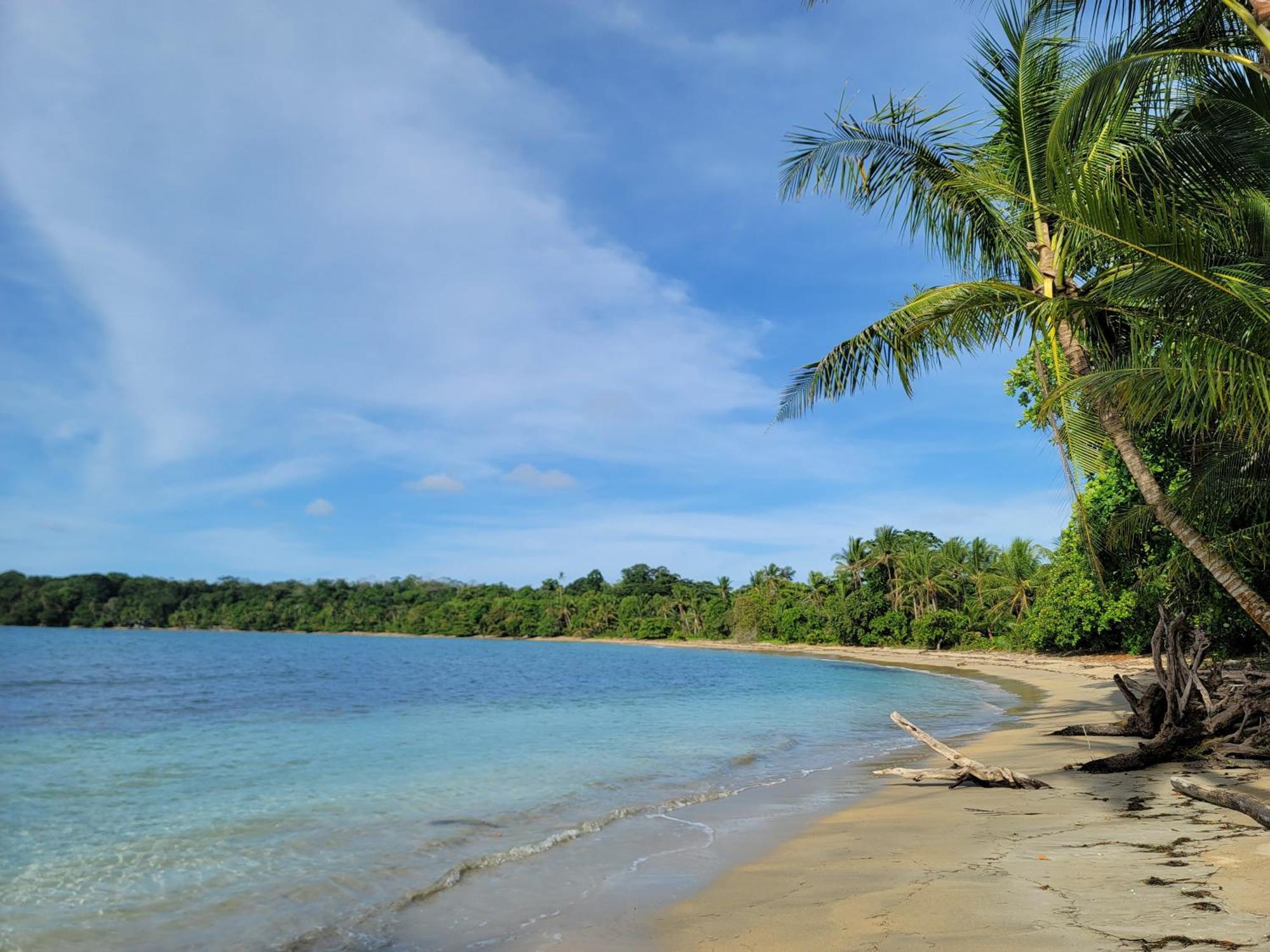 Drago Beach House - Private Beach Бока-дель-Драго Экстерьер фото